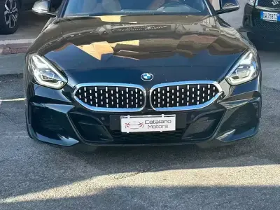 Begagnad BMW Z4 M Sport 197 HK (144 kW) 2023 Svart Cab