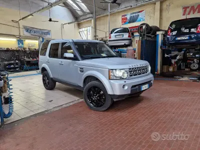 Usata Land Rover Discovery 4 SE 245 CV (180 kW) 2011 Grigio SUV