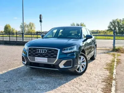 Begagnad Audi Q2 Admired 116 HK (85 kW) 2019 Grå SUV