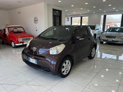 usata Toyota iQ 1.0 CAMBIO AUTOMATICO PER NEOPATENTATI