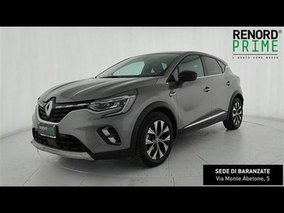 Usata Renault Captur Techno 160 CV (117 kW) 2023 Ceramic grey SUV