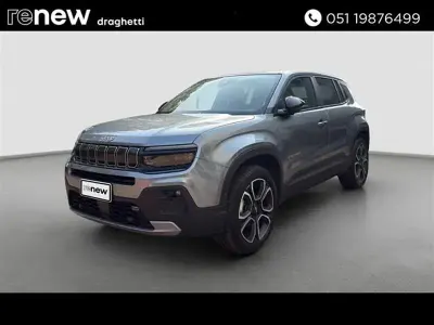 Begagnad Jeep Avenger Summit 100 HK (73 kW) 2024 Grå SUV