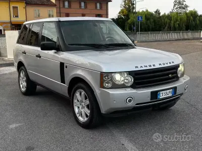 Usata Land Rover Range Rover Vogue 208 CV (152 kW) 2005 Grigio SUV