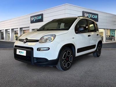 Begagnad Fiat Panda City Life 70 HK (51 kW) 2021 Vit Halvkombi