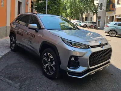 Usata Suzuki Across 185 CV (136 kW) 2026 Argento SUV