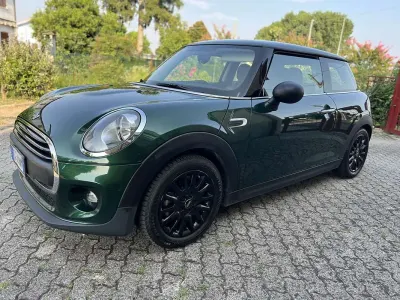 Usata Mini ONE 75 CV (55 kW) 2016 Utilitaria
