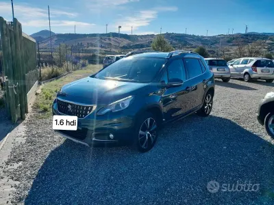 Usata Peugeot 2008 Allure 120 CV (88 kW) 2017 Verde SUV