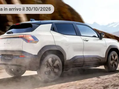 Nuova Suzuki e-Vitara 94 kW (129 CV) 2026 Argento SUV
