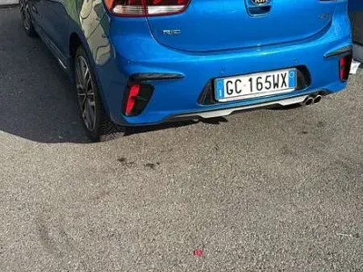 Usata Kia Rio GT-Line 101 CV (74 kW) 2020 Berlina