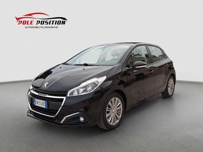 Usata Peugeot 208 Active 102 CV (75 kW) 2019 Nero Utilitaria