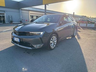 Usata Opel Astra Edition 110 CV (80 kW) 2023 Grigio Berlina