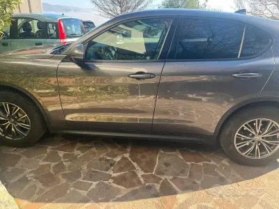 Usata Alfa Romeo Stelvio 210 CV (154 kW) 2018 Grigio SUV