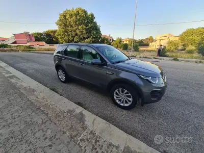Usata Land Rover Discovery Sport 180 CV (132 kW) 2018 Grigio SUV