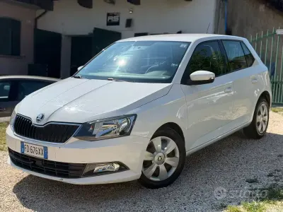 Usata Skoda Fabia Ambition 75 CV (55 kW) 2016 Bianco Berlina