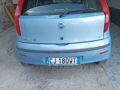 Usata Fiat Punto 80 CV (58 kW) 2003 Utilitaria