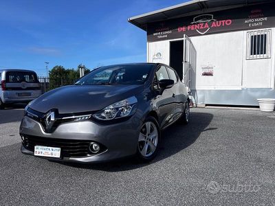 Usata Renault Clio IV Zen 75 CV (55 kW) 2016 Grigio Berlina