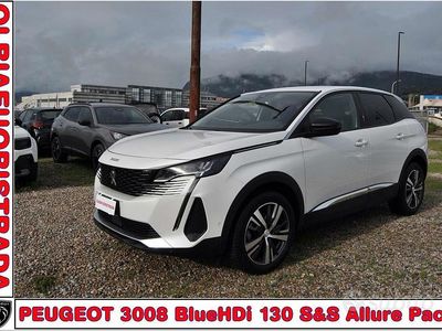 Usata Peugeot 3008 Allure 131 CV (96 kW) 2022 Bianco SUV