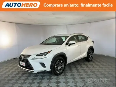 Usata Lexus NX300h Business Edition 155 CV (114 kW) 2019 Bianco SUV