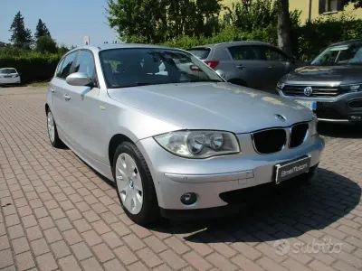 Usata BMW 116 116 CV (85 kW) 2006 Grigio Utilitaria