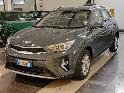 Usata Kia Stonic Urban 84 CV (61 kW) 2022 Grigio SUV