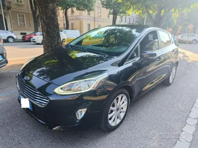 Usata Ford Fiesta Titanium 100 CV (73 kW) 2020 Nero Utilitaria