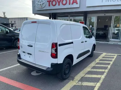 Nuova Toyota Proace City Active 102 CV (75 kW) 2026 Bianco Monovolume