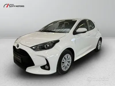 Usata Toyota Yaris Hybrid