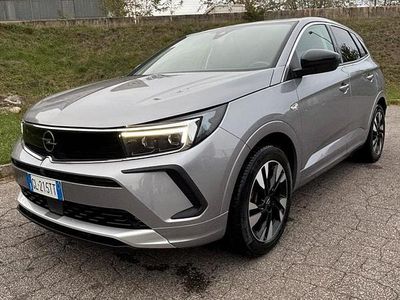 Usata Opel Grandland X Business Elegance 130 CV (95 kW) 2022 SUV