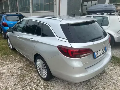 Usata Opel Astra S 136 CV (100 kW) 2016 Grigio Station wagon