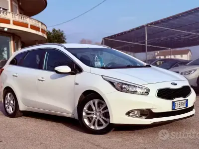 Occasion Kia Ceed 128 PK (94 kW) 2015 Wit Hatchback