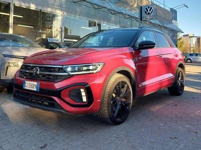 Usata VW T-Roc R-line Plus 150 CV (110 kW) 2022 Kings red metallic / nero SUV