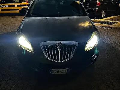 Usata Lancia Delta 120 CV (88 kW) 2008 Nero Utilitaria