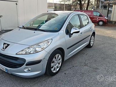 Grigio Usata 2008 Peugeot 207 Berlina | 3500 € (Buon prezzo)