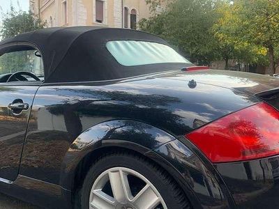 Usata 2003 Audi TT Roadster Cabrio | 6900 €