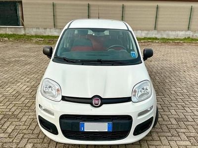 Usata Fiat Panda Easy 69 CV (50 kW) 2016 Bianco Berlina