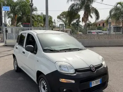 Usata Fiat Panda Pop 69 CV (50 kW) 2019 Bianco Utilitaria