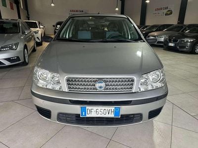 Usata Fiat Punto Active 60 CV (44 kW) 2006 Argento Utilitaria