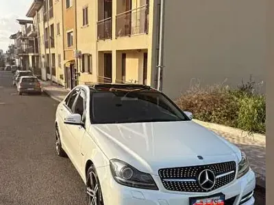 Begagnad Mercedes C220 Executive 170 HK (125 kW) 2012 Sedan