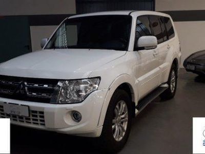 usata Mitsubishi Pajero 3.2 DI-D 16V 5p. Intense DPF usato