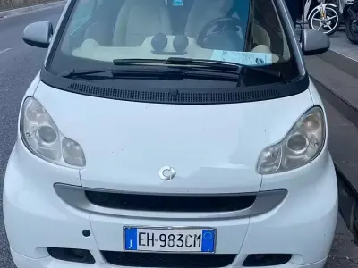 Usata Smart ForTwo Coupé 61 CV (44 kW) 2013 Bianco Coupé