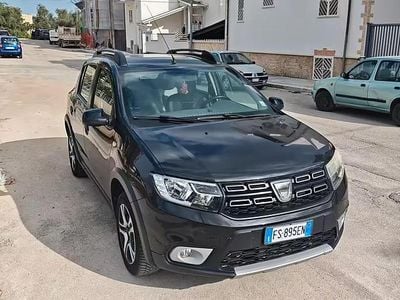 Usata Dacia Sandero Stepway 90 CV (66 kW) 2018 Nero Berlina
