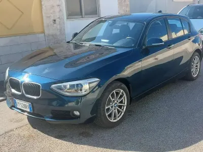 Usata BMW 116 116 CV (85 kW) 2015 Blu/azzurro Utilitaria