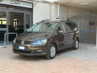 Usata VW Sharan Comfortline 140 CV (102 kW) 2014 Marrone Monovolume