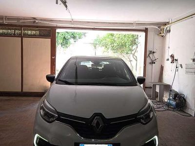 Usata Renault Captur Zen 90 CV (66 kW) 2018 SUV