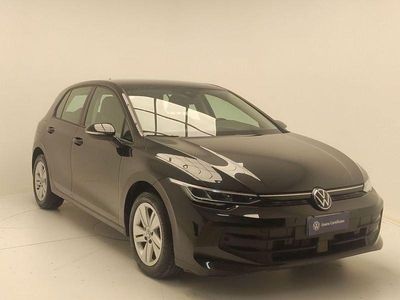 Usata VW Golf VIII Life 116 CV (85 kW) 2025 Nero Utilitaria