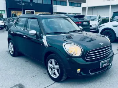 Usata Mini One D Countryman 90 CV (66 kW) 2014 Verde SUV