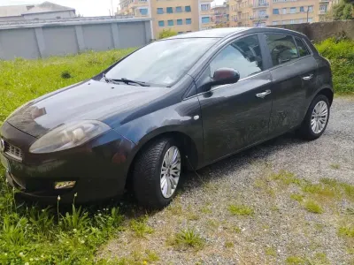 Usata Fiat Bravo 105 CV (77 kW) 2011 Utilitaria