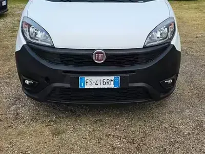 Usata Fiat Doblò 95 CV (69 kW) 2018 Bianco Monovolume
