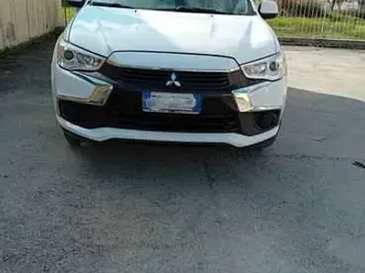 Usata Mitsubishi ASX Inform 114 CV (83 kW) 2016 SUV