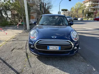 Usata Mini Cooper Clubman Business 116 CV (85 kW) 2015 Blu Station wagon